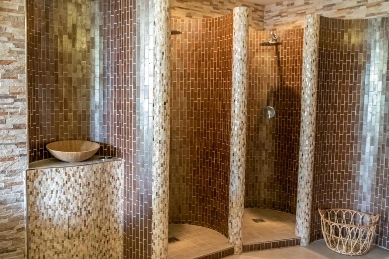 Tisnovska Rychta Hotel Bagian luar foto